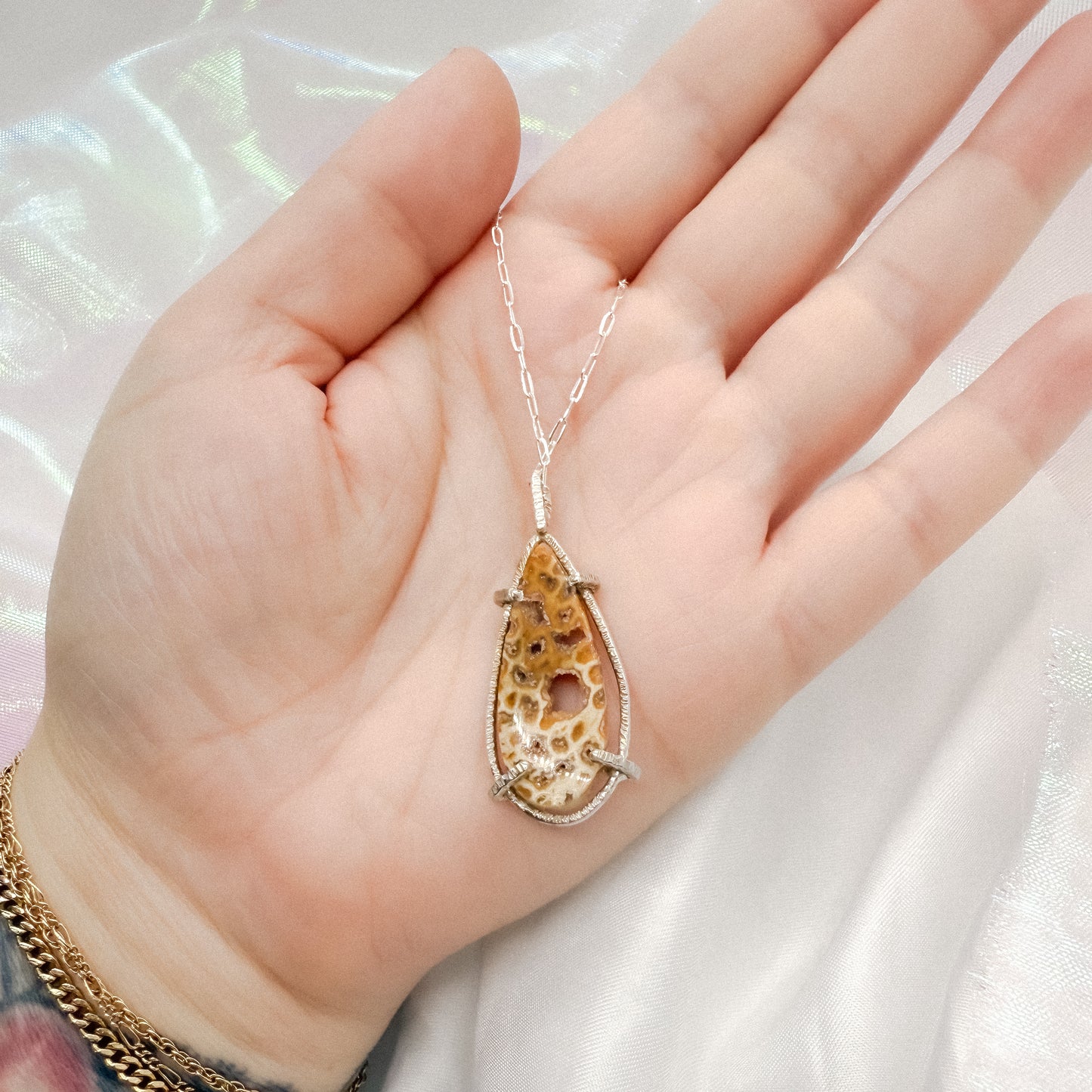 Lion’s Claw Pendant