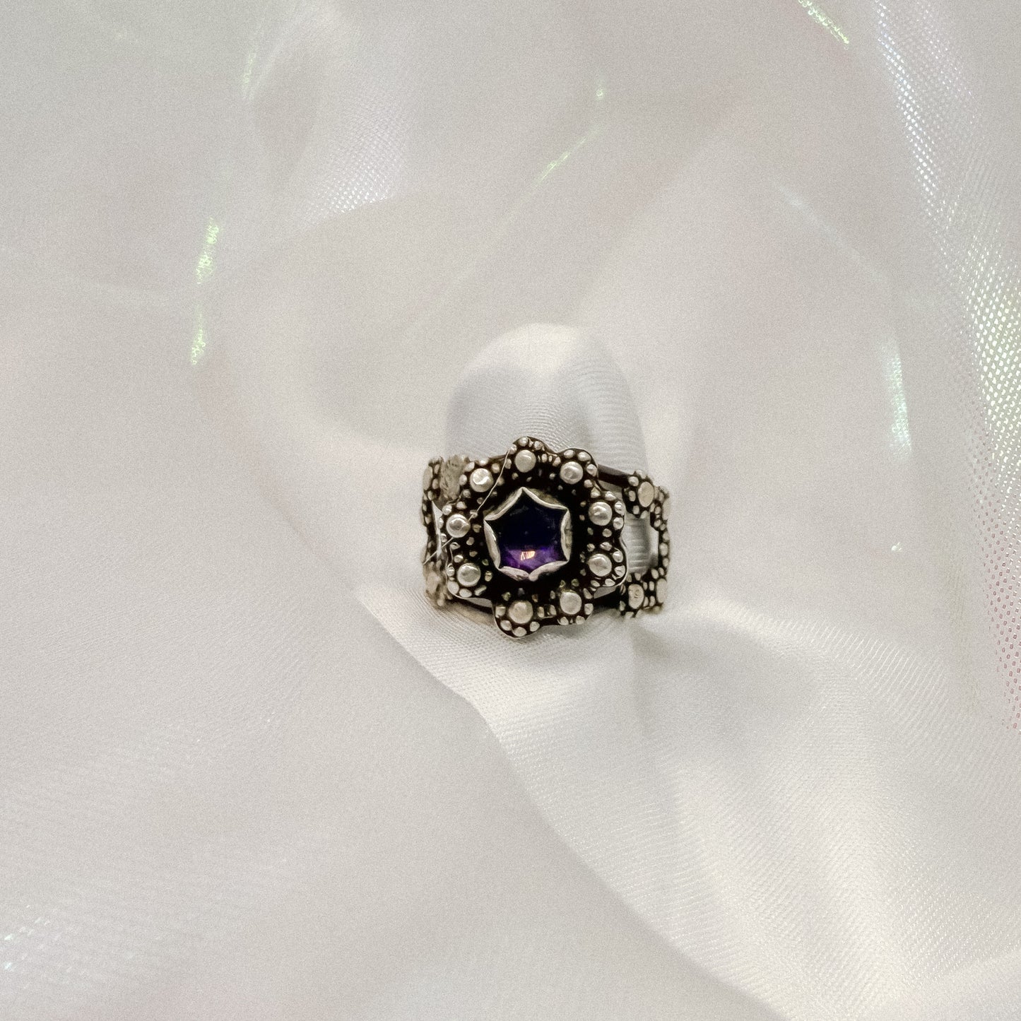 Spring Court Ring Size 8.5