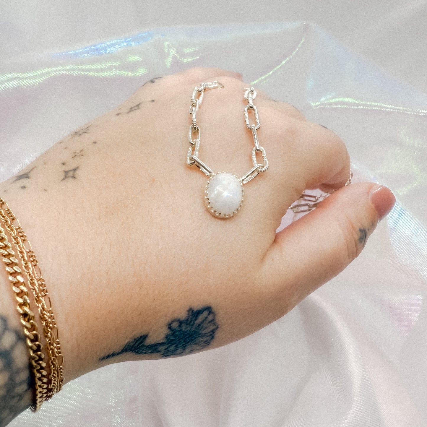 Gwyn Pendant