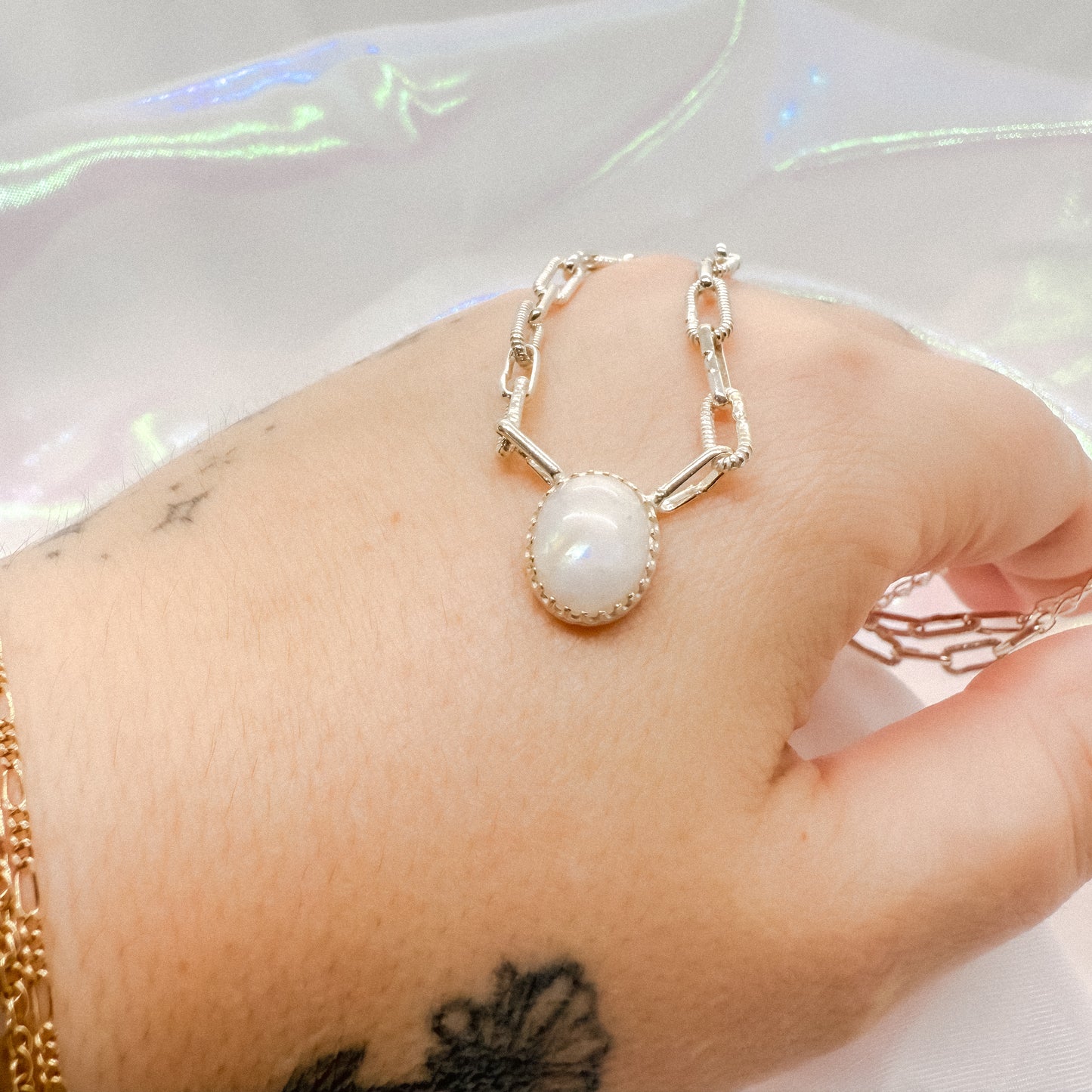 Gwyn Pendant
