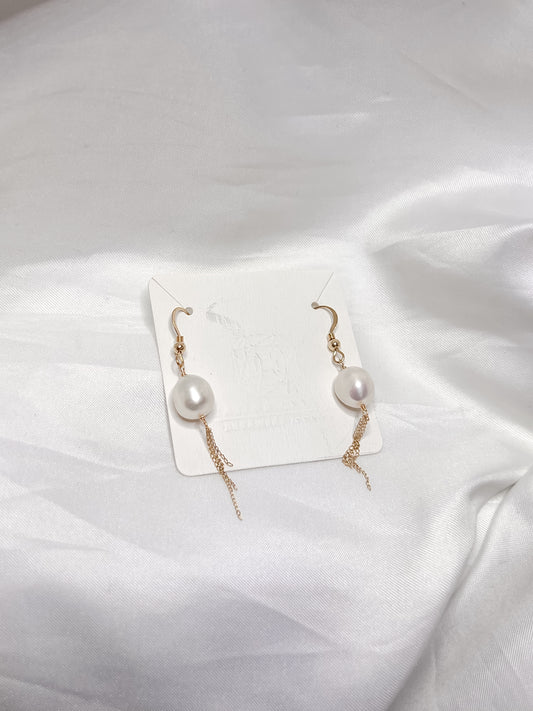 Fresh Water Pearl 14K Earrings