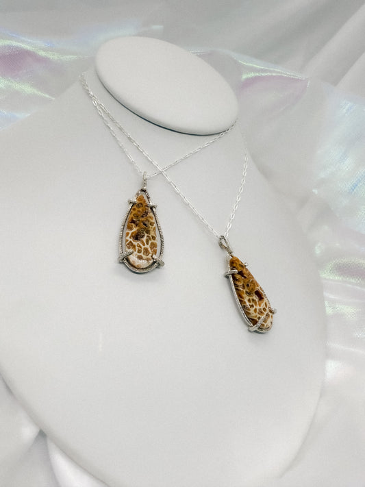 Lion’s Claw Pendant