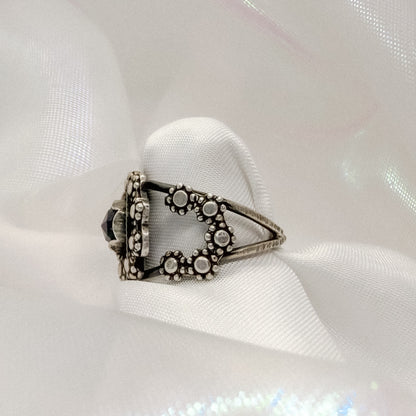 Spring Court Ring Size 8.5