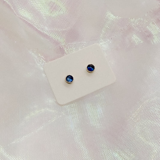 Nyx Studs