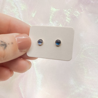 Nyx Studs