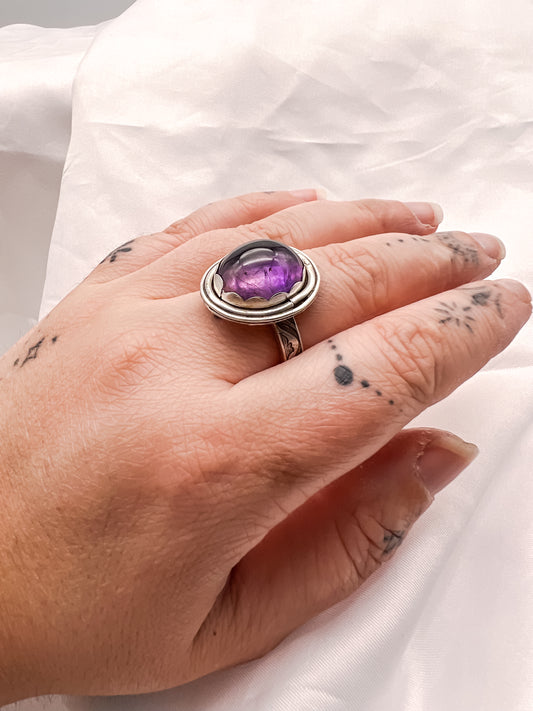 Victorian Style Amethyst in Sterling - Size 9